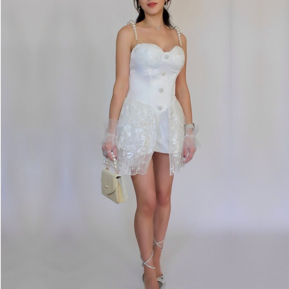 Bridal Romper Lace and Pearls - Picture 5 of 6